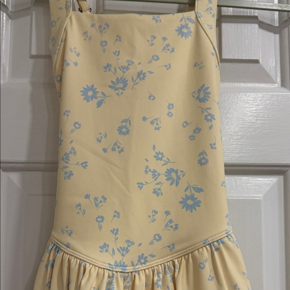 Abercrombie and Fitch YPB Yellow Girls Dress. Size 11/12 - Picture 2 of 3